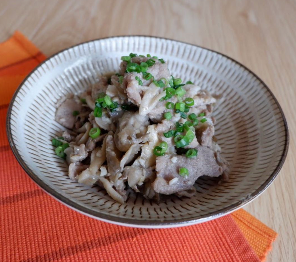 香煎豬肉配舞茸